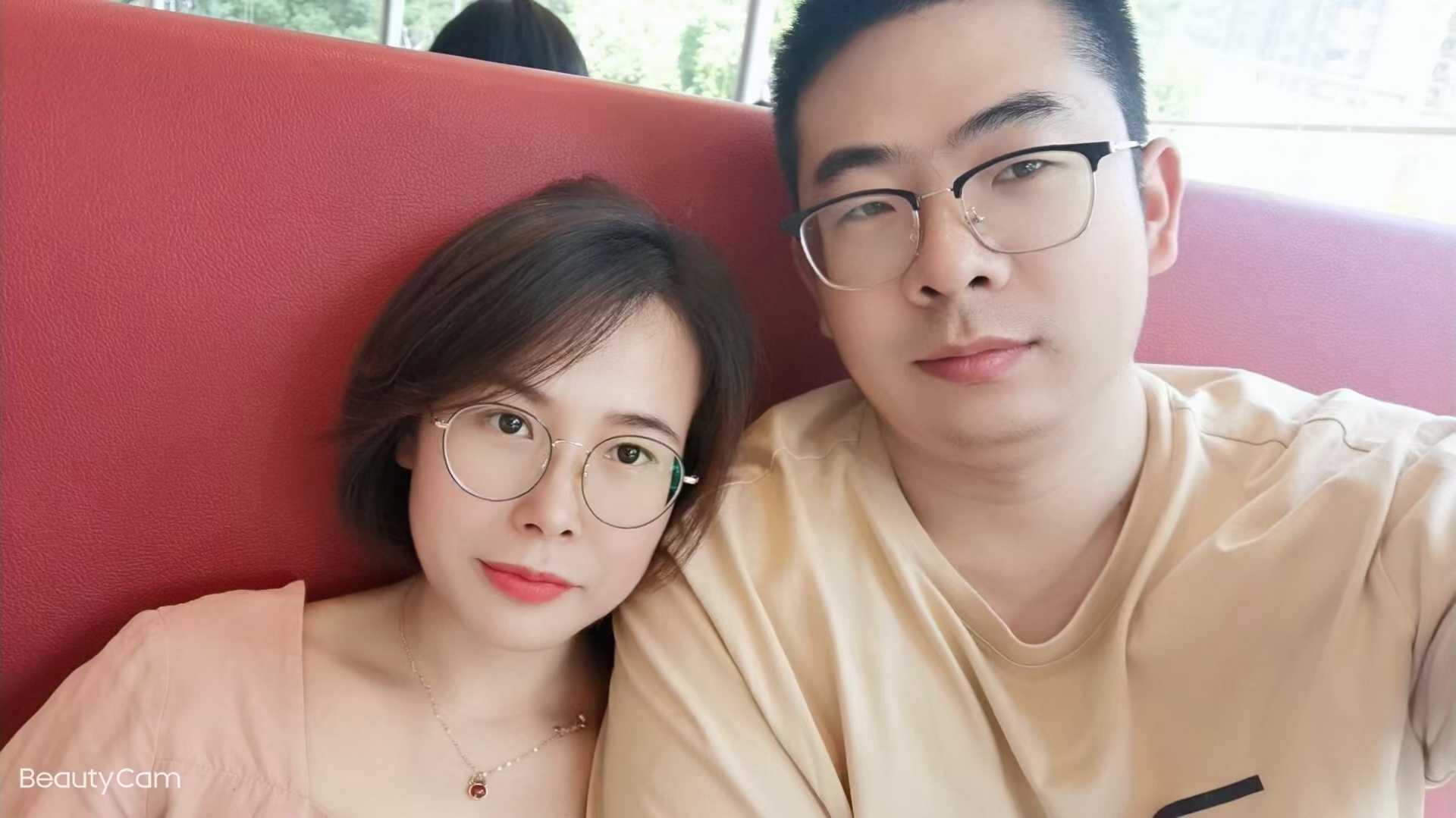 你好, 我是张启震
